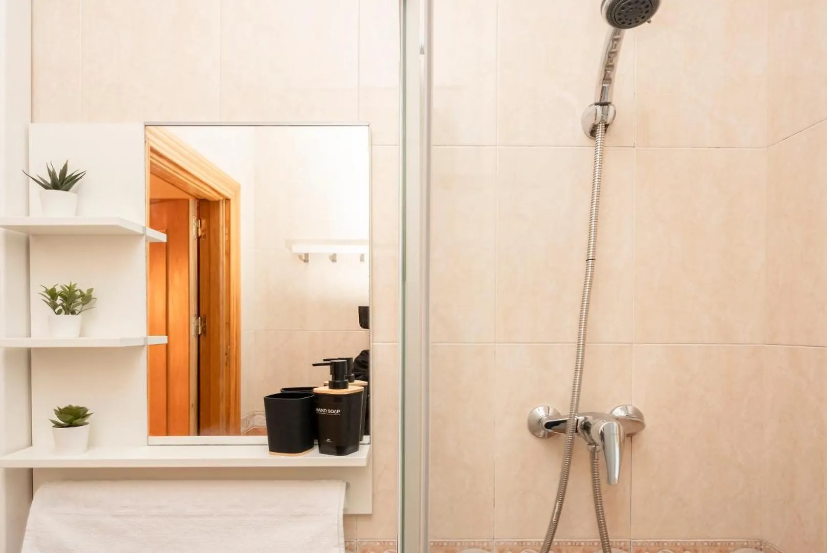 Apartamento Encanto Nazari, By Daimar Granada